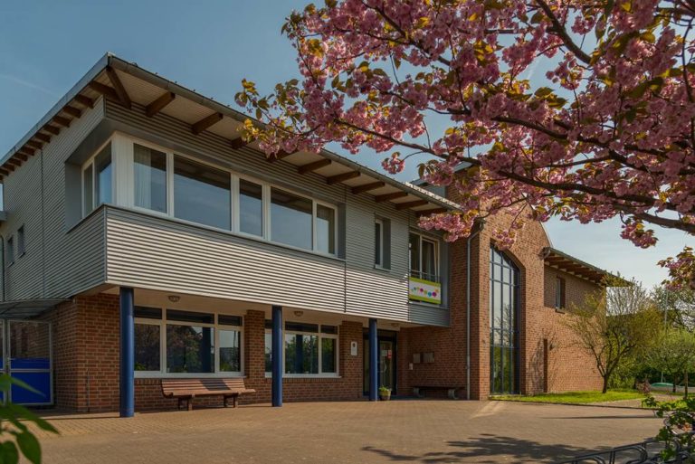 Außenansicht unseres Kitagebäudes im Krückauring 114