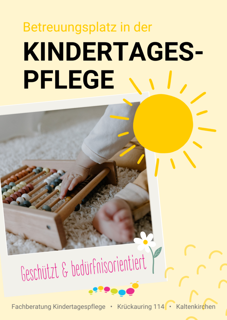 Flyer der Fachberatung Kindertagespflege Vorderseite: Foto von Motorikspielzeug